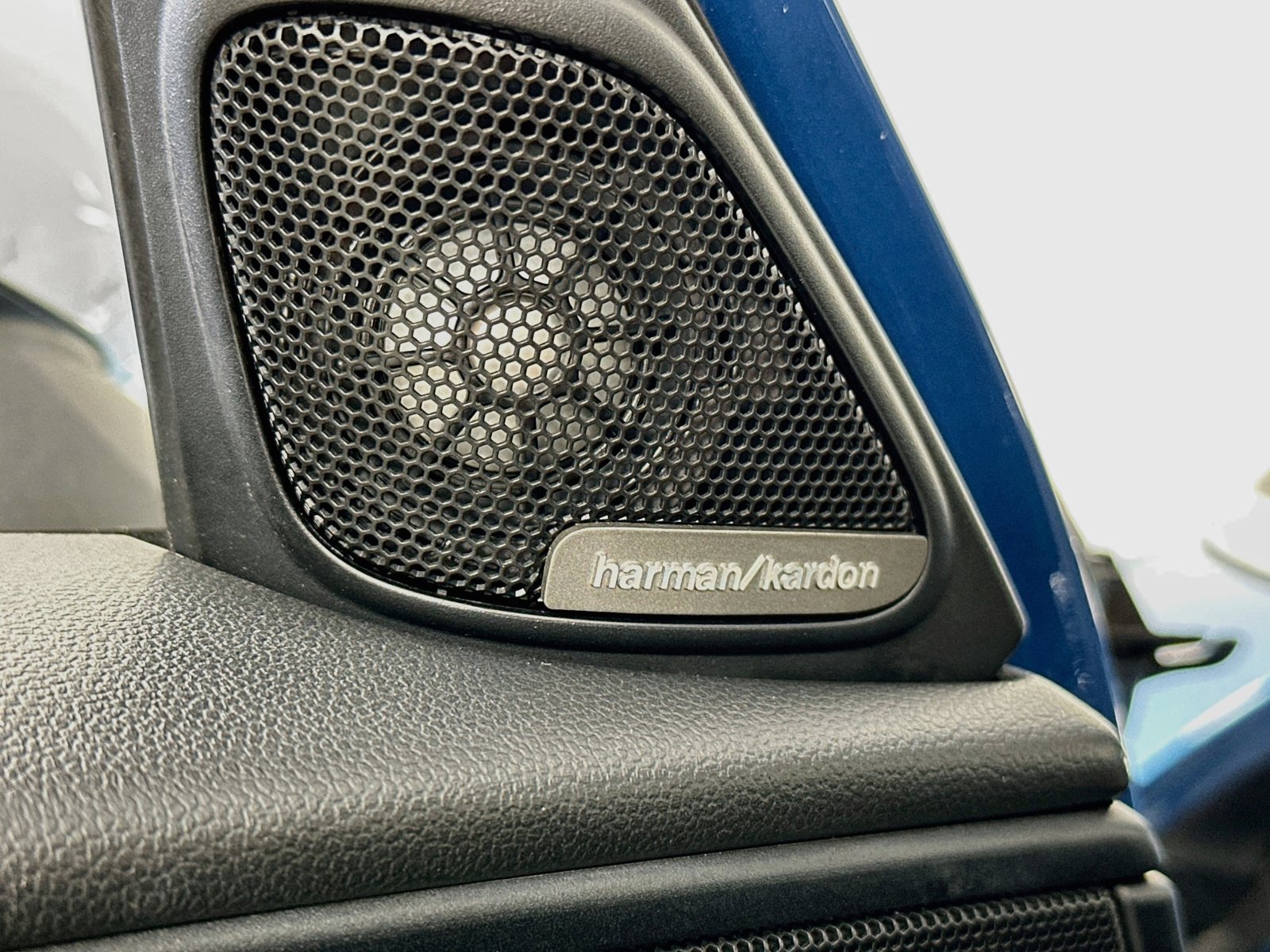 Used 2019 MINI Cooper Countryman S w/ Premium Package FWD image 18
