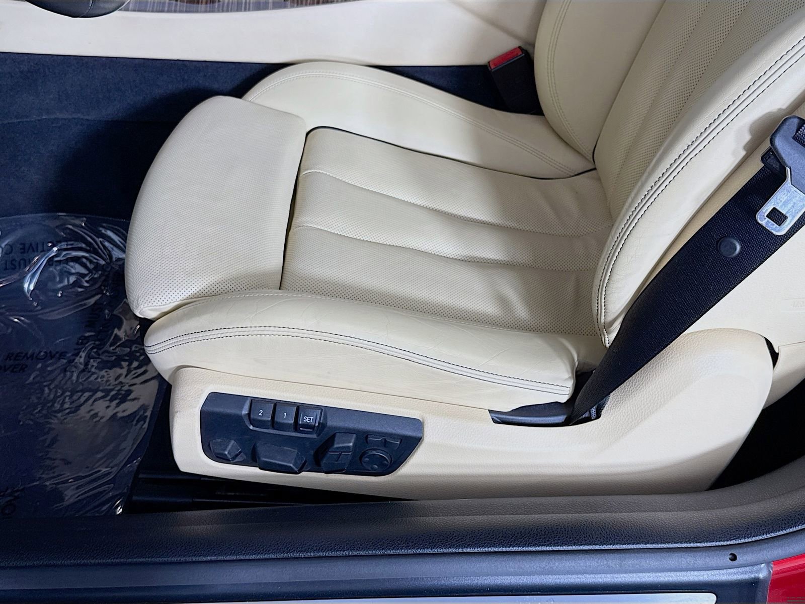 Used 2016 BMW 650i xDrive Convertible image 20