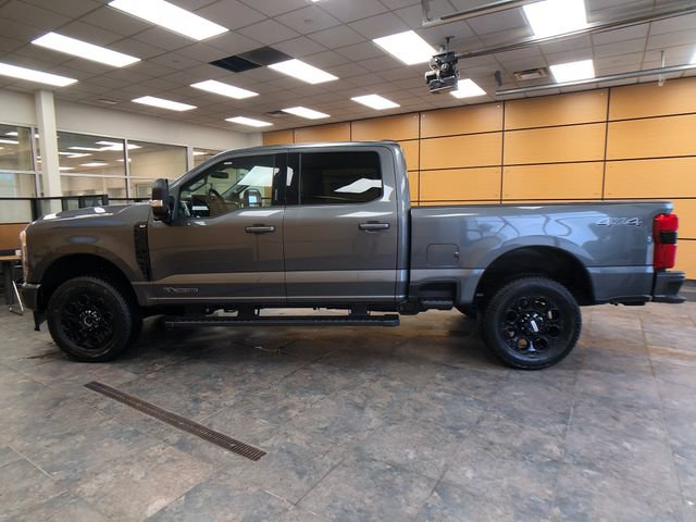 New 2026 Ford F250 XLT w/ XLT Premium Package AWD/4WD image 4