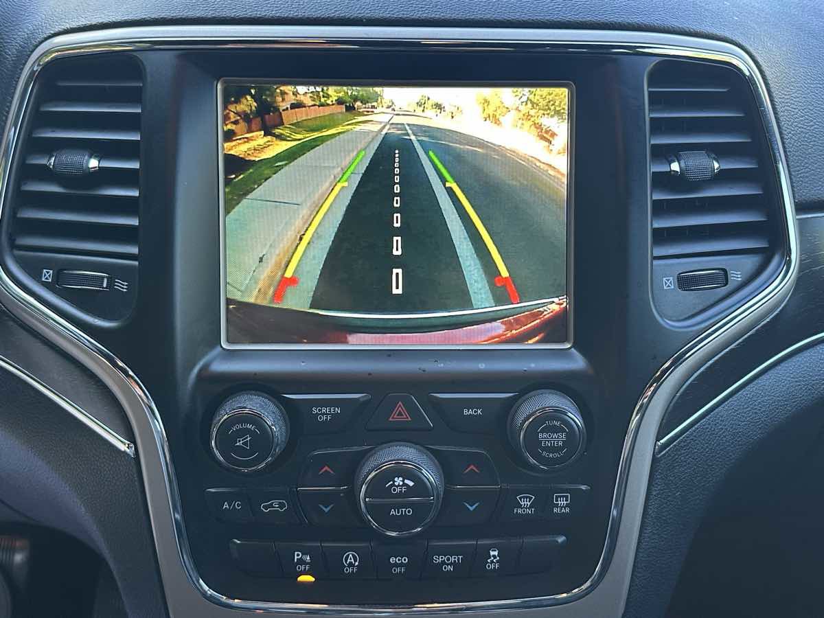 Used 2017 Jeep Grand Cherokee Limited w/ Luxury Group II AWD/4WD image 29