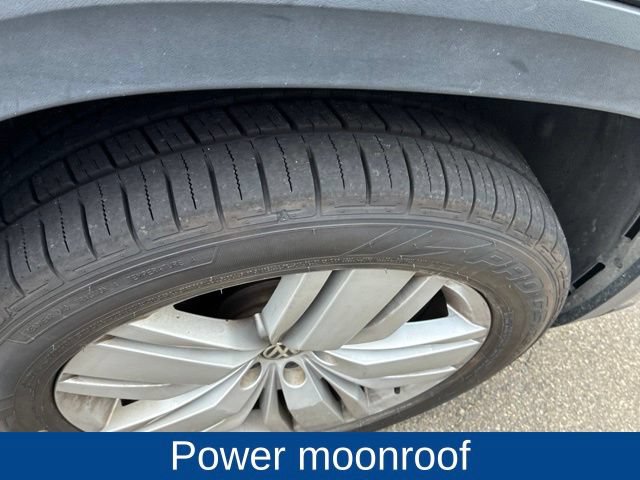 Used 2019 Volkswagen Atlas SEL FWD image 6