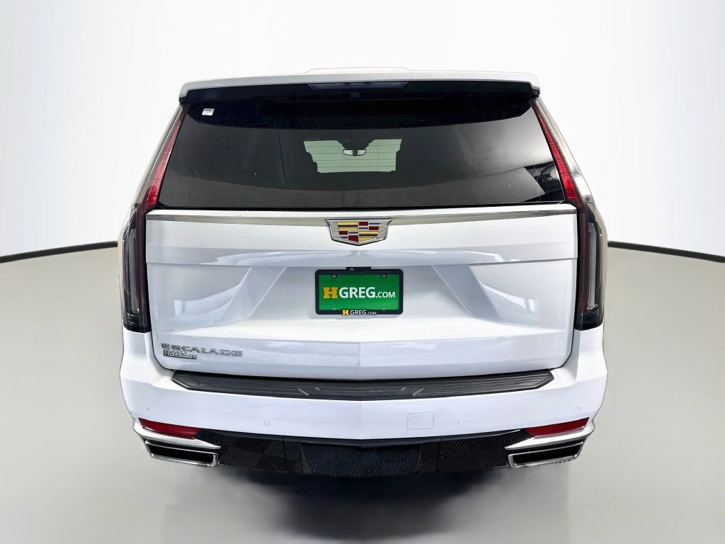 Used 2023 Cadillac Escalade Premium Luxury RWD image 8