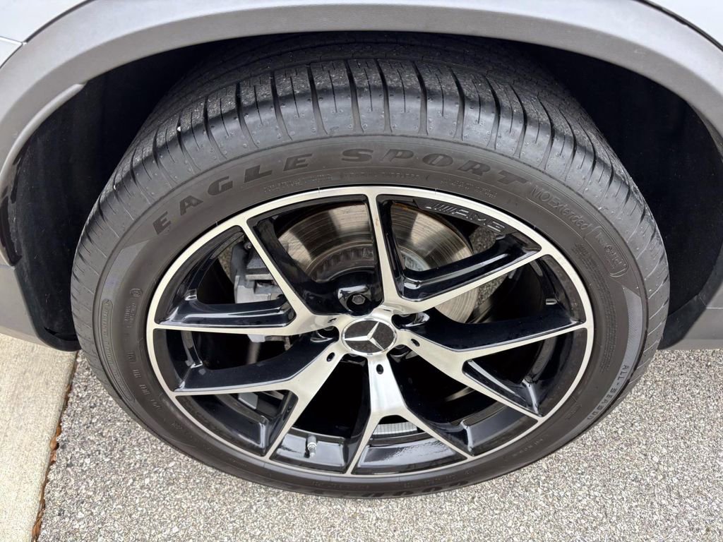 Used 2023 Mercedes-Benz GLC 43 AMG 4MATIC Coupe image 10