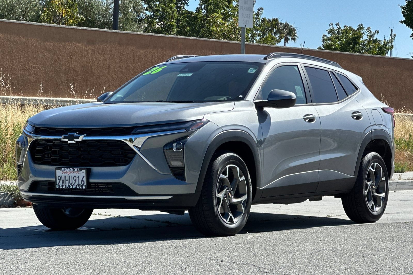 Used 2026 Chevrolet Trax LT w/ LT Convenience Package FWD image 8