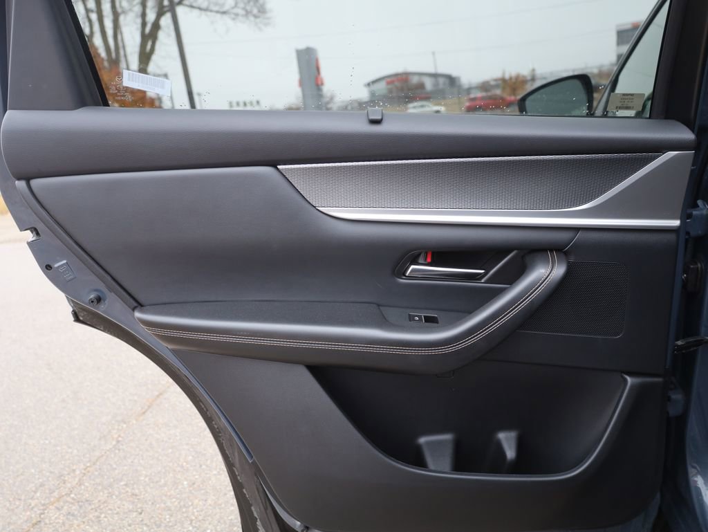 Used 2025 MAZDA CX-70 3.3 Turbo w/ Preferred Package image 32