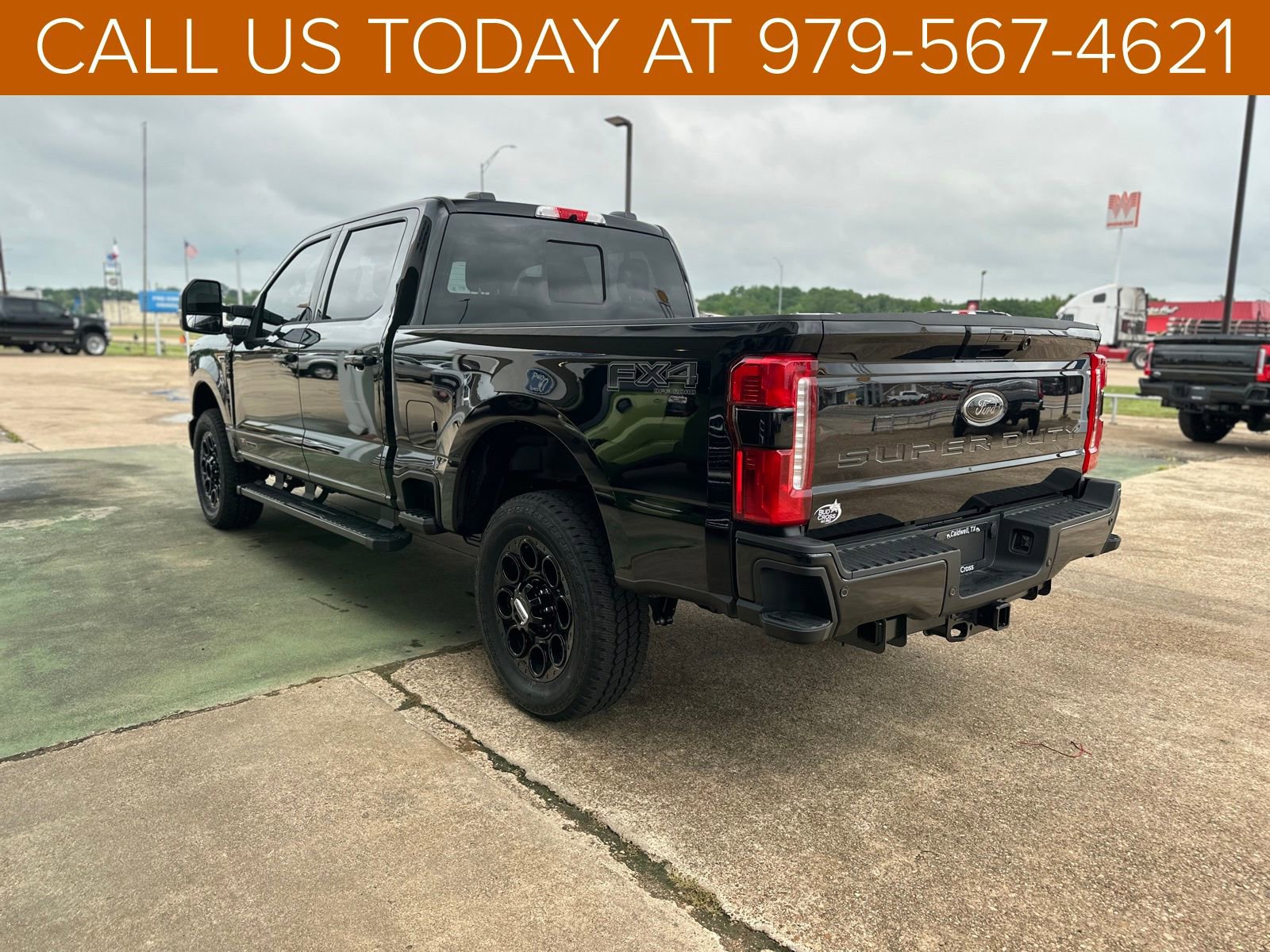 New 2025 Ford F250 Lariat w/ Lariat Ultimate Package image 25