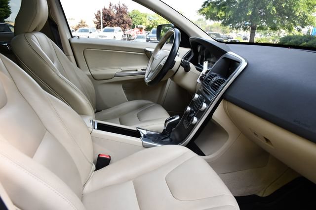 Used 2015 Volvo XC60 T5 Premier FWD image 30