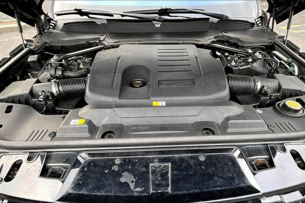 Used 2019 Land Rover Range Rover Sport HST image 30