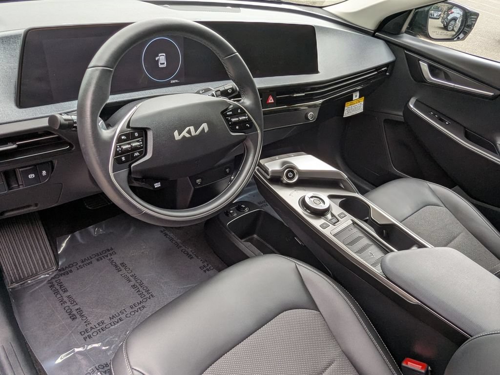Used 2024 Kia EV6 Light RWD image 14