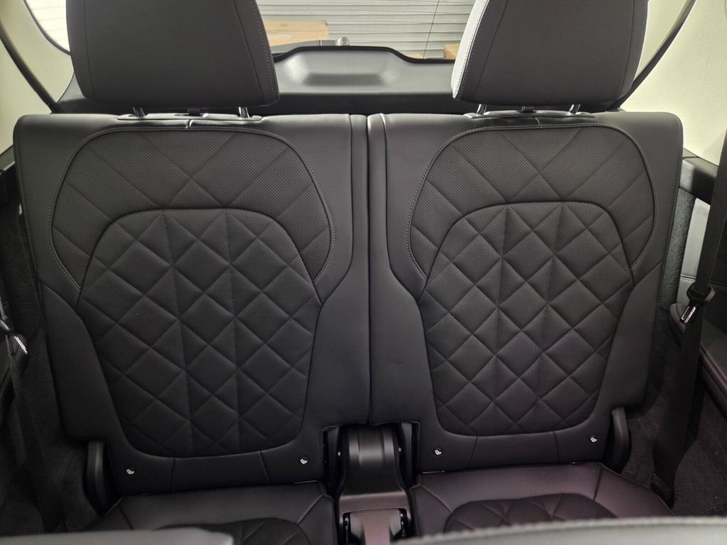 Used 2023 BMW X7 xDrive40i w/ Premium Package image 29