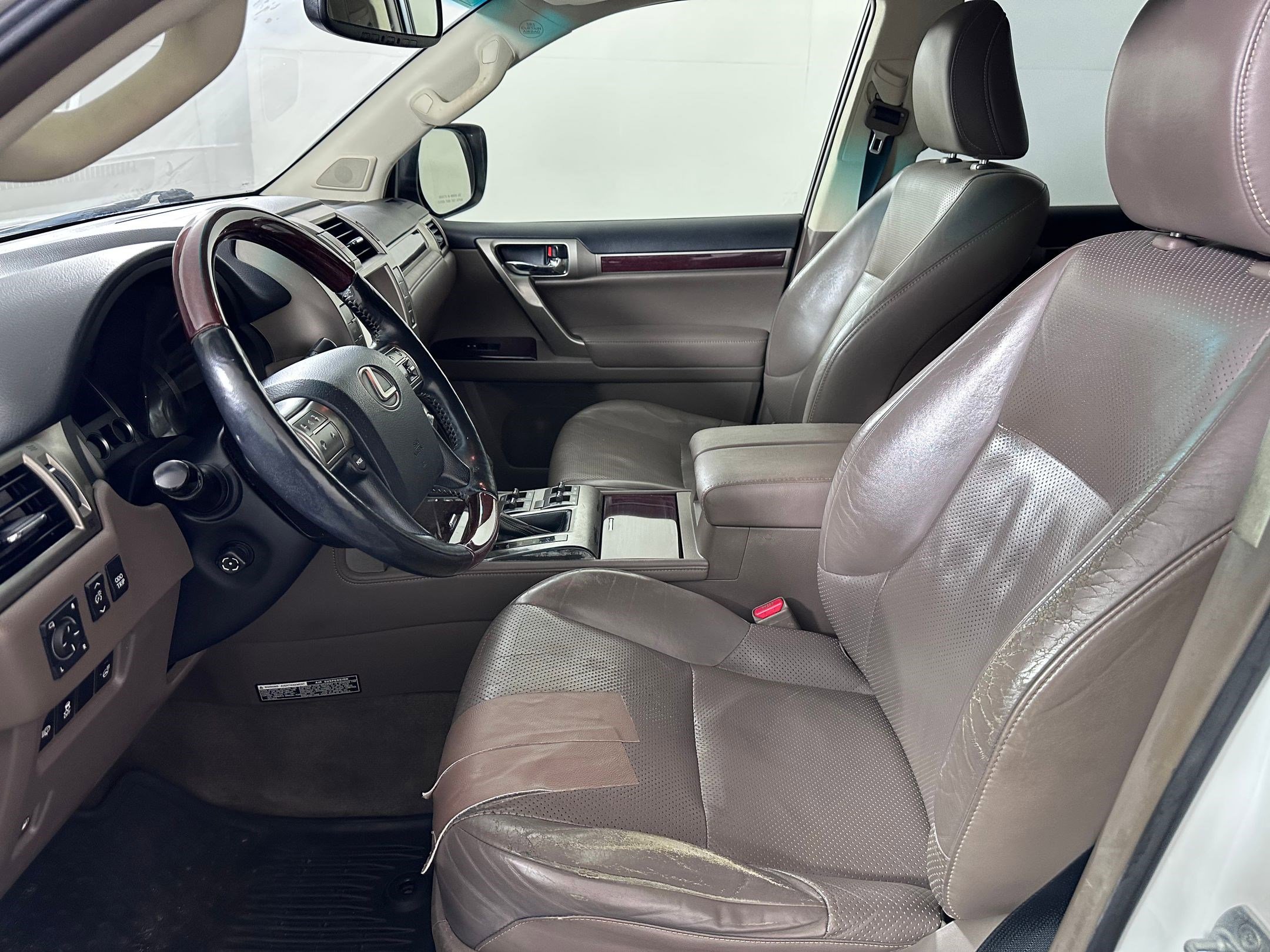 Used 2014 Lexus GX 460 Luxury image 4