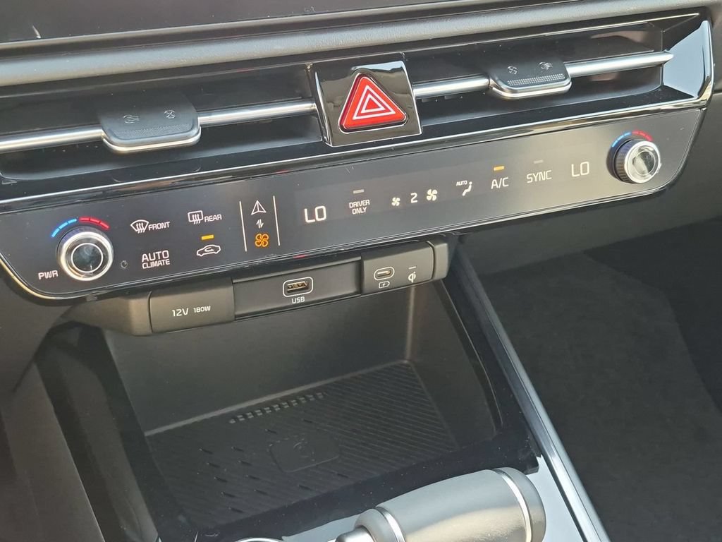 New 2026 Kia Niro EX w/ EX Premium Package FWD image 18