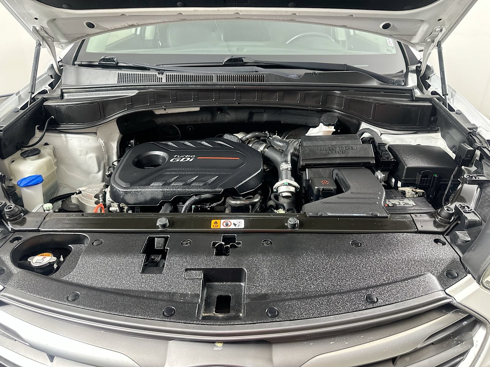 Used 2018 Hyundai Santa Fe Sport w/ 2.0T Ultimate Tech Package 05 AWD/4WD image 29