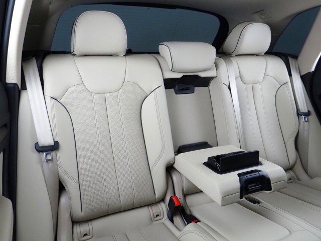 Used 2024 Audi Q5 Premium Plus w/ Premium Plus Package image 17