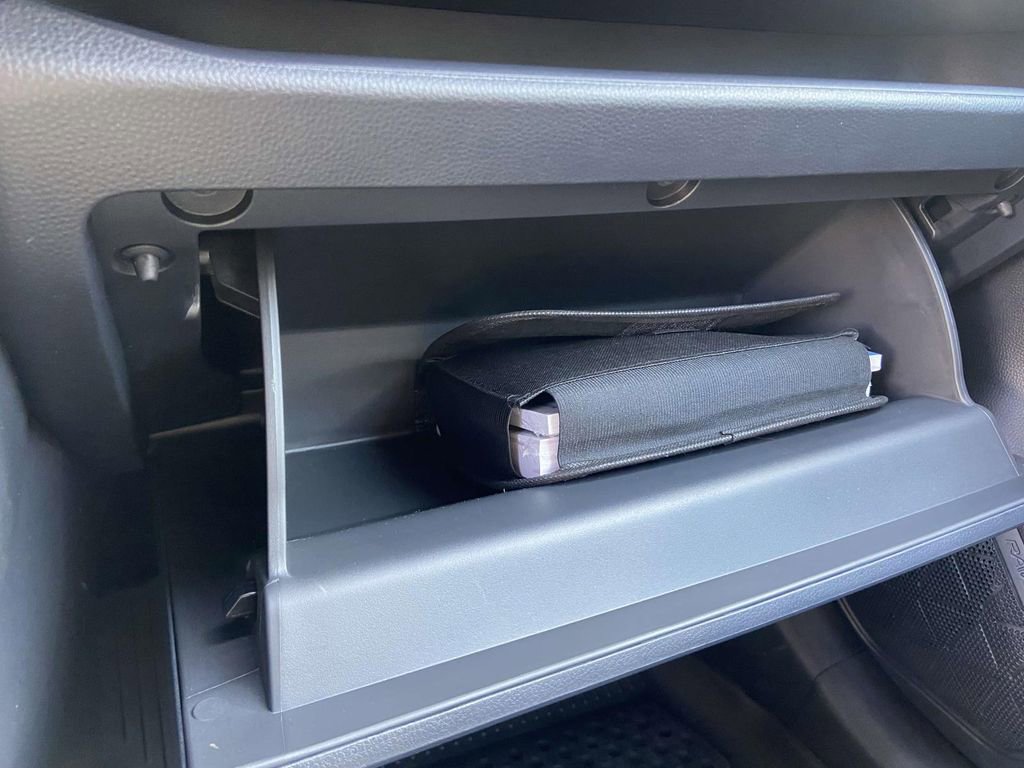 Used 2025 Toyota RAV4 LE image 29