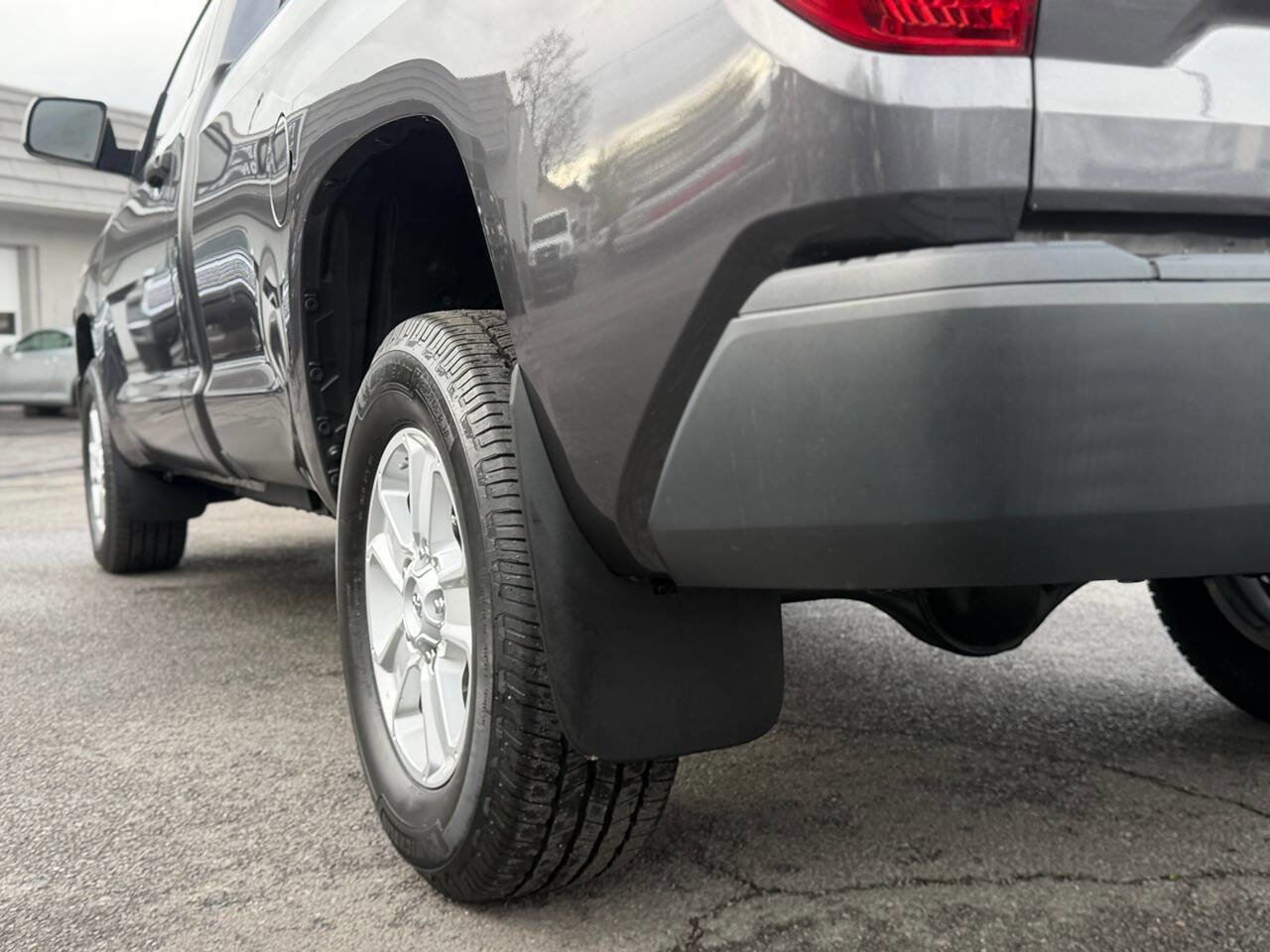 Used 2015 Toyota Tundra SR image 27