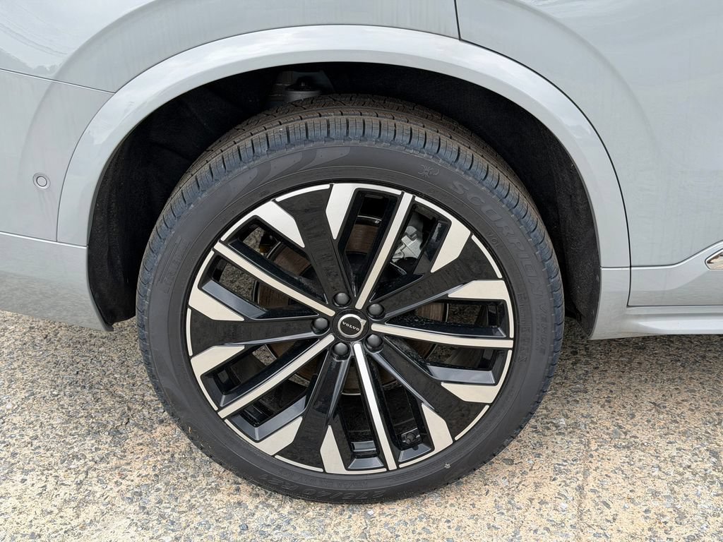 New 2026 Volvo XC90 B6 Ultra AWD/4WD image 6
