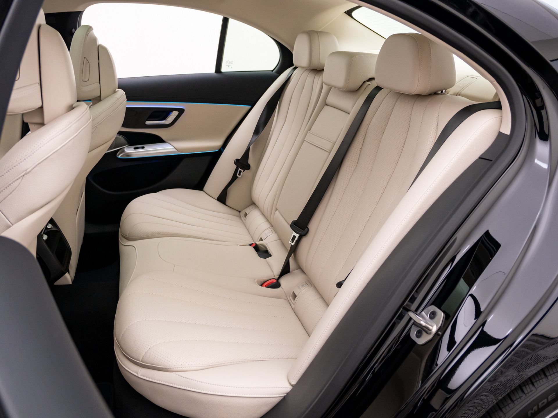 New 2026 Mercedes-Benz E 350 4MATIC Sedan image 20