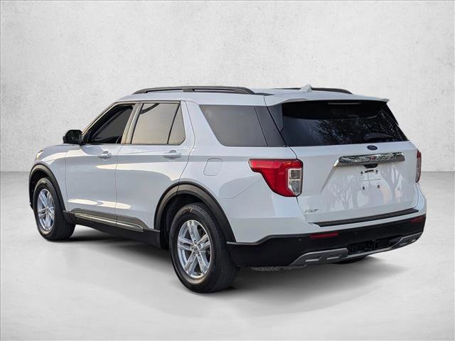 Used 2022 Ford Explorer XLT w/ Equipment Group 202A RWD image 7