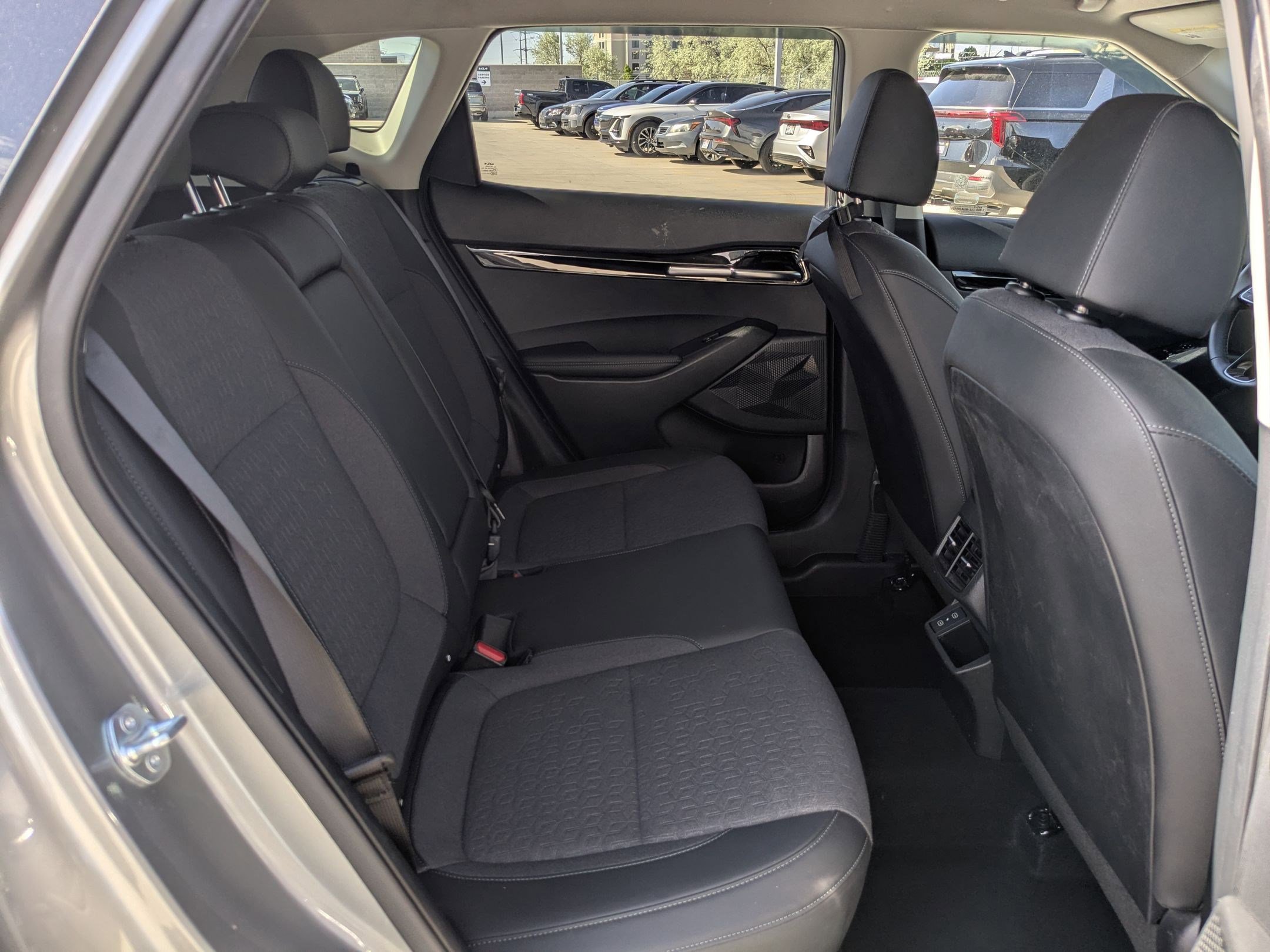 Used 2024 Kia Seltos S FWD image 26