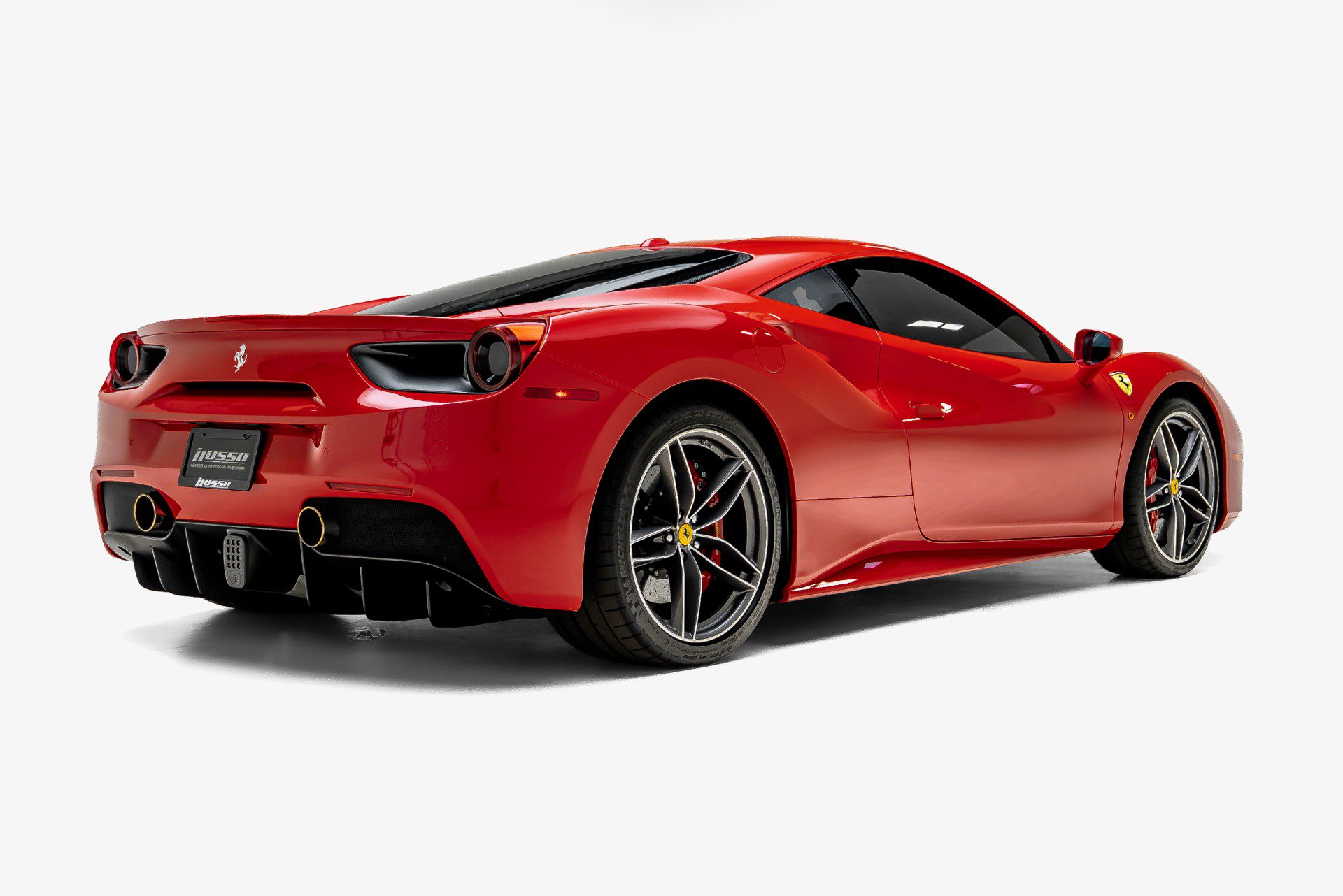 Used 2018 Ferrari 488 GTB RWD image 2