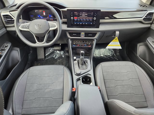 New 2026 Volkswagen Taos SE AWD/4WD image 24