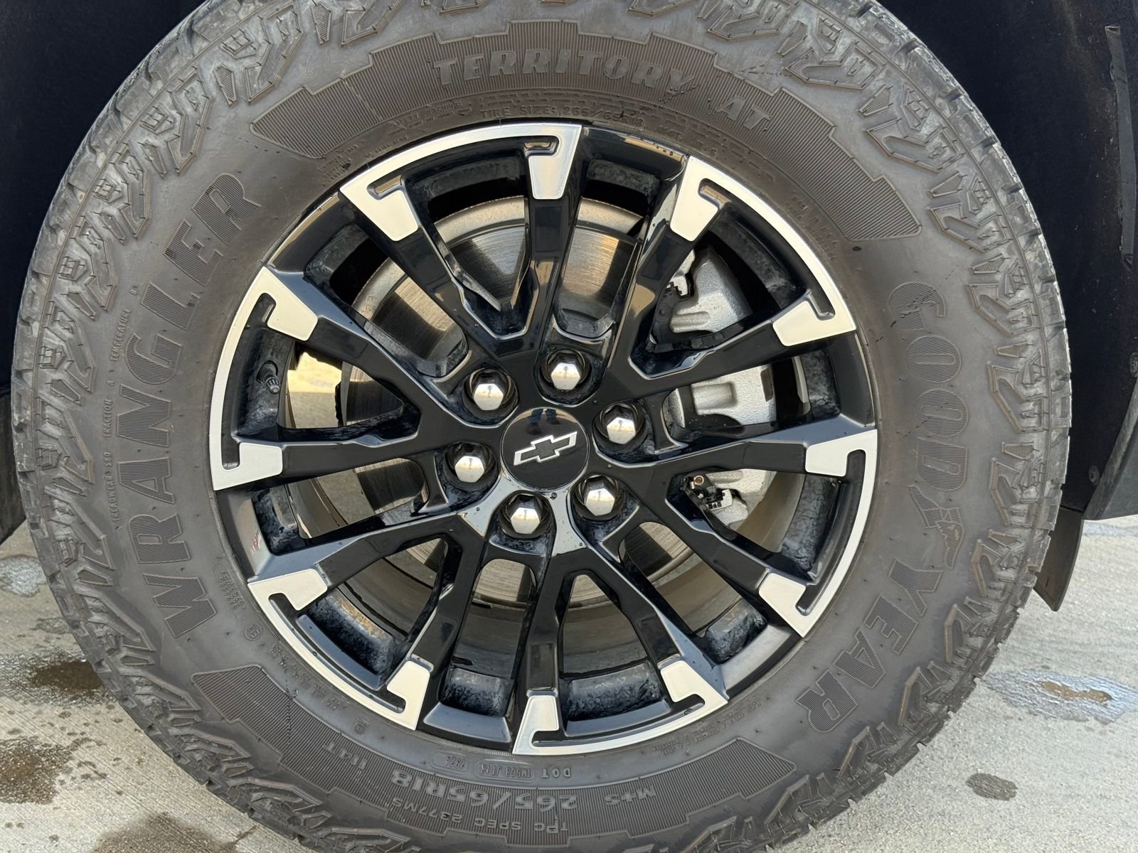 Certified 2024 Chevrolet Traverse Z71 w/ LPO, Floor Liner Package image 10