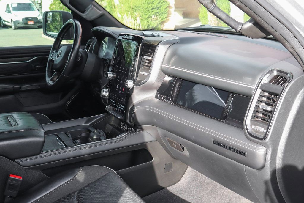 Used 2025 RAM 1500 Limited w/ Body Color Bumper Group AWD/4WD image 47