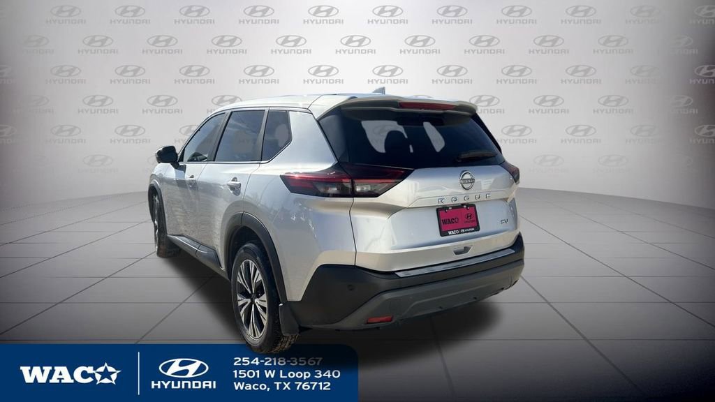 Used 2023 Nissan Rogue SV image 11