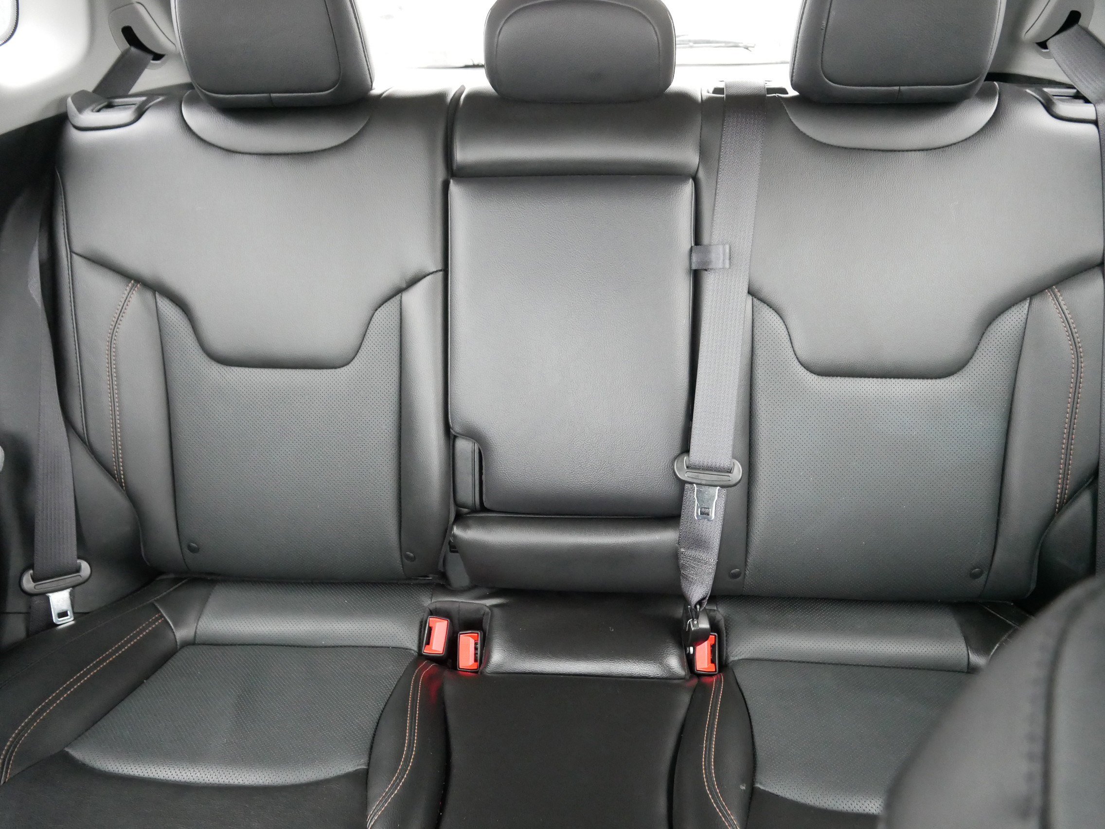 Used 2022 Jeep Compass Latitude AWD/4WD image 13