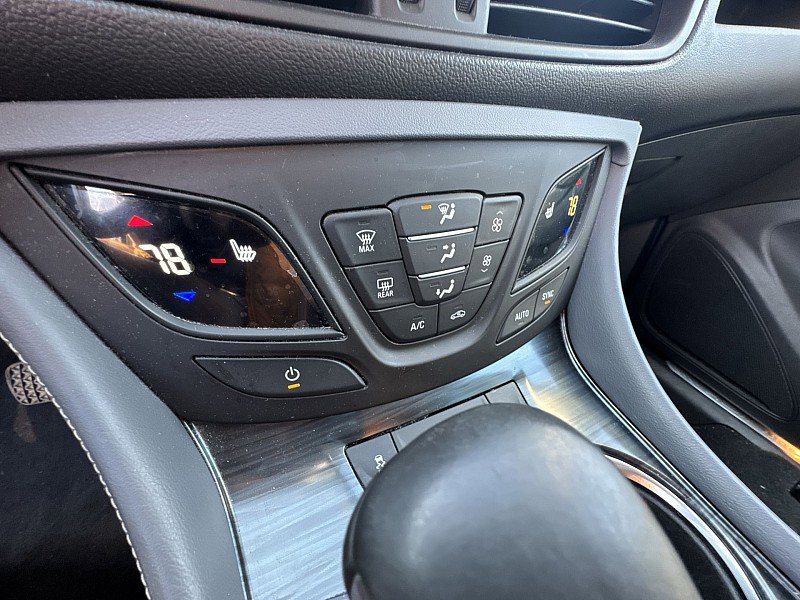 Certified 2019 Buick Envision Essence image 28