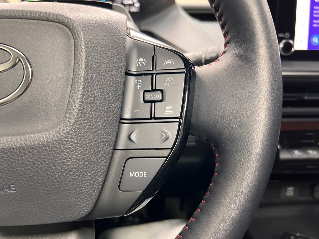 Used 2023 Toyota Prius Prime SE image 11