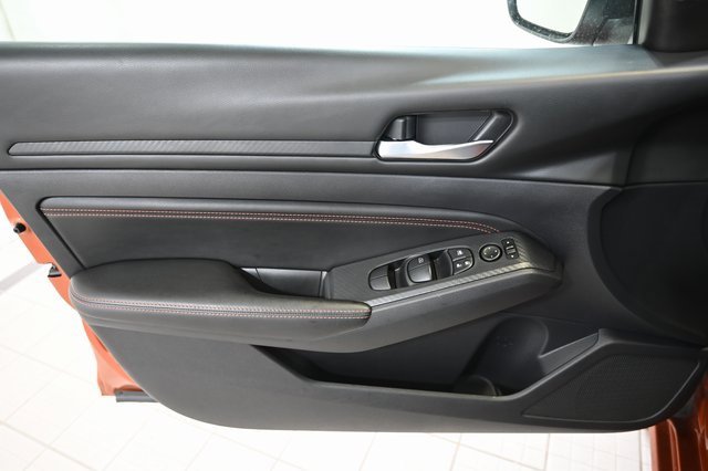 Used 2020 Nissan Altima 2.5 SR w/ Premium Package image 21