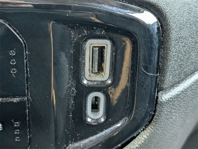 Used 2022 GMC Sierra 1500 Elevation image 25