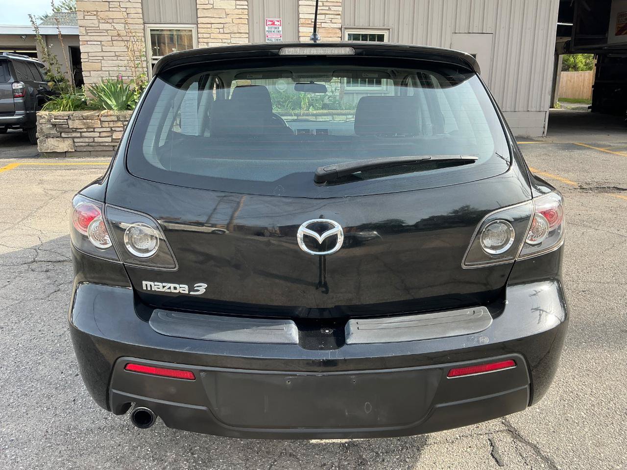 Used 2009 MAZDA MAZDA3 s Sport FWD image 3