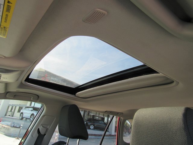 Used 2023 Toyota RAV4 XLE w/ Convenience Package image 17