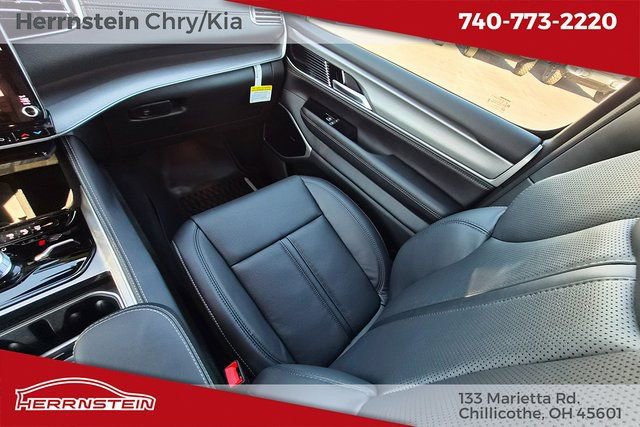 New 2025 Jeep Wagoneer Series III w/ Quick Order Package 25C Super image 14