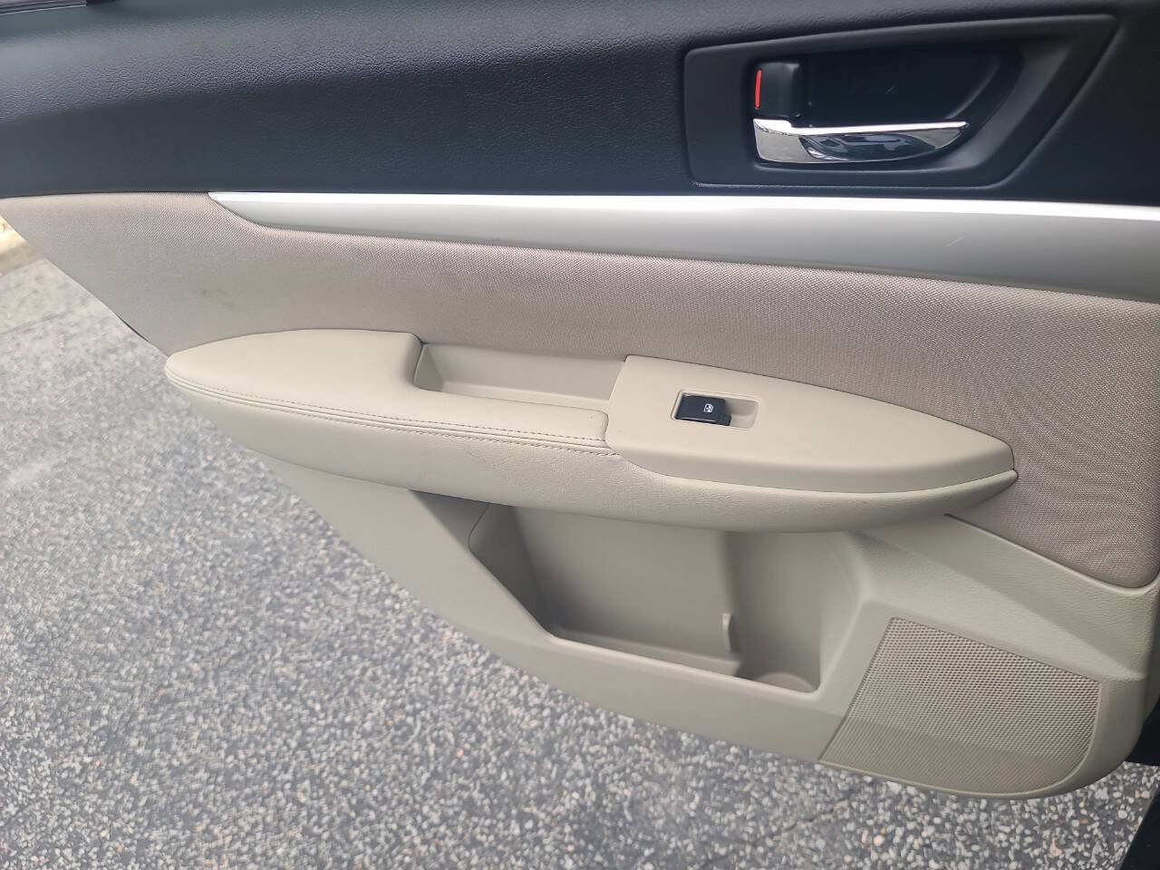 Used 2013 Subaru Outback 2.5i Premium image 27