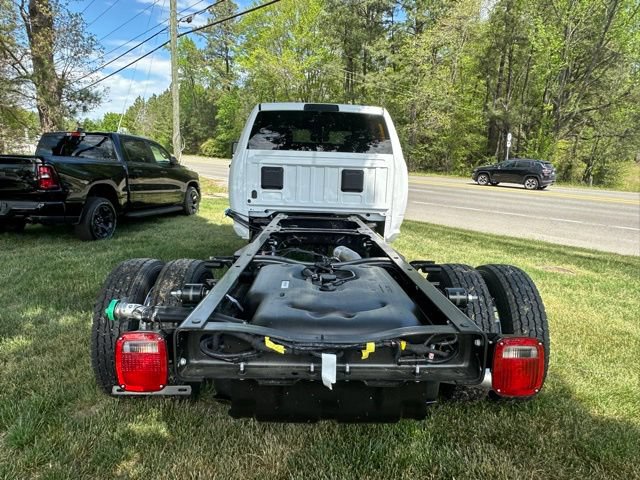 New 2026 RAM 5500 Tradesman w/ Chrome Appearance Group AWD/4WD image 5