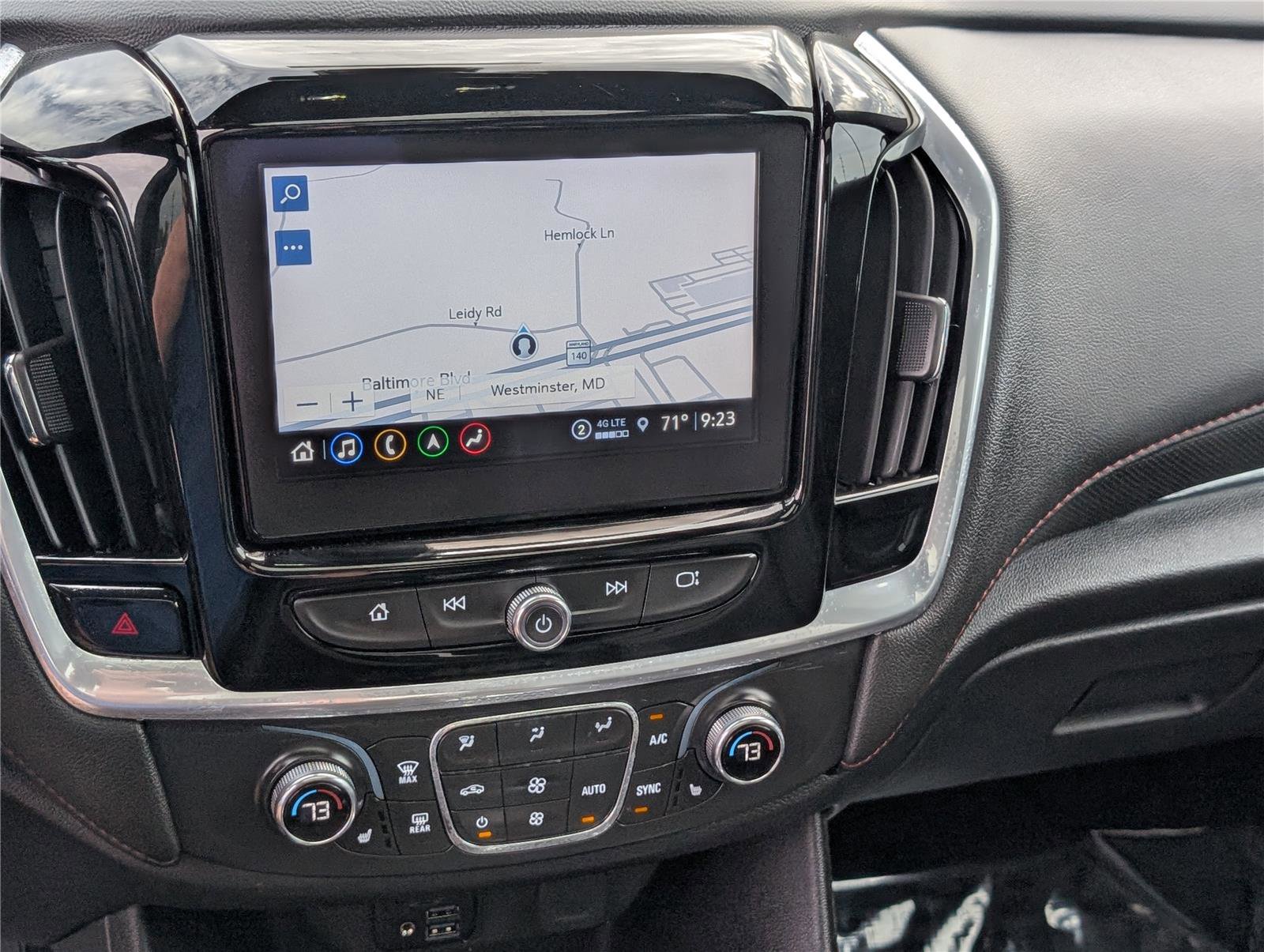 Used 2023 Chevrolet Traverse RS image 30