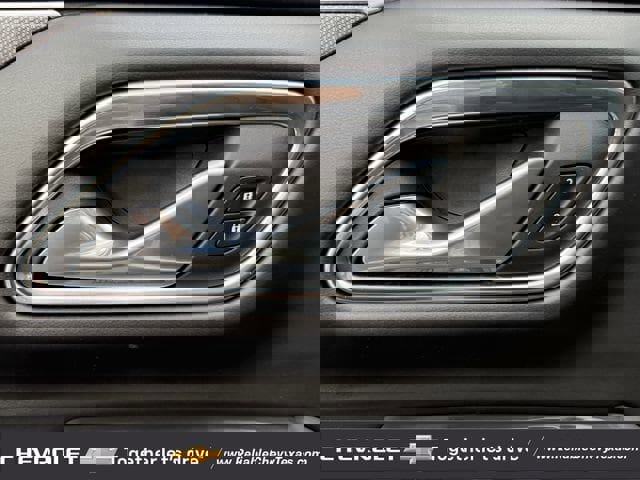 Used 2023 Chevrolet Suburban RST AWD/4WD image 26