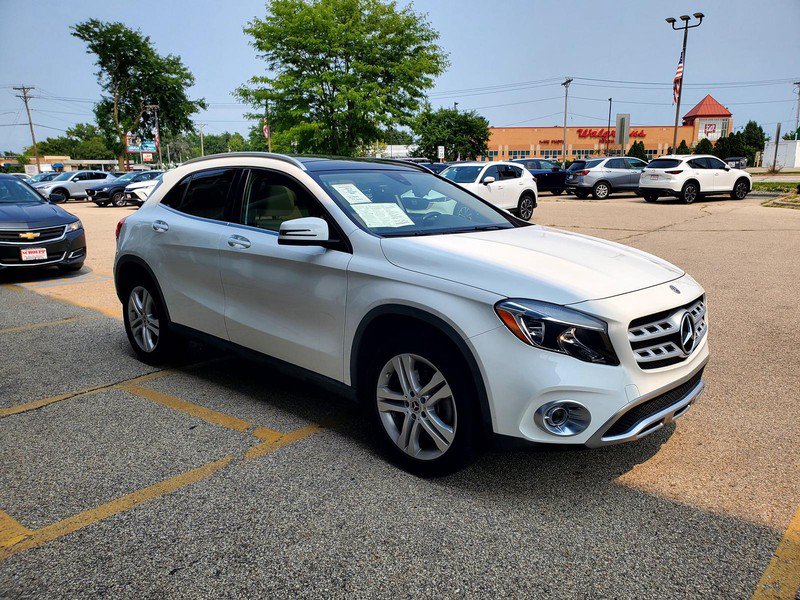 Used 2018 Mercedes-Benz GLA 250 w/ Premium Package image 3
