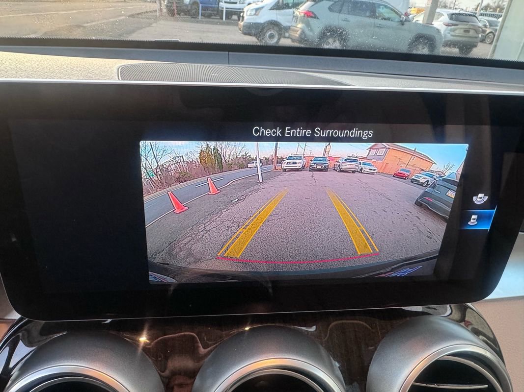 Used 2020 Mercedes-Benz GLC 300 4MATIC w/ Exterior Lighting Package image 25