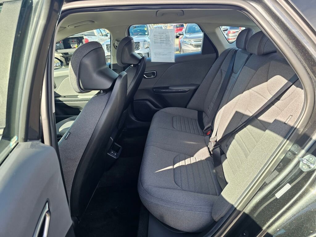 Certified 2025 Kia K4 EX image 21
