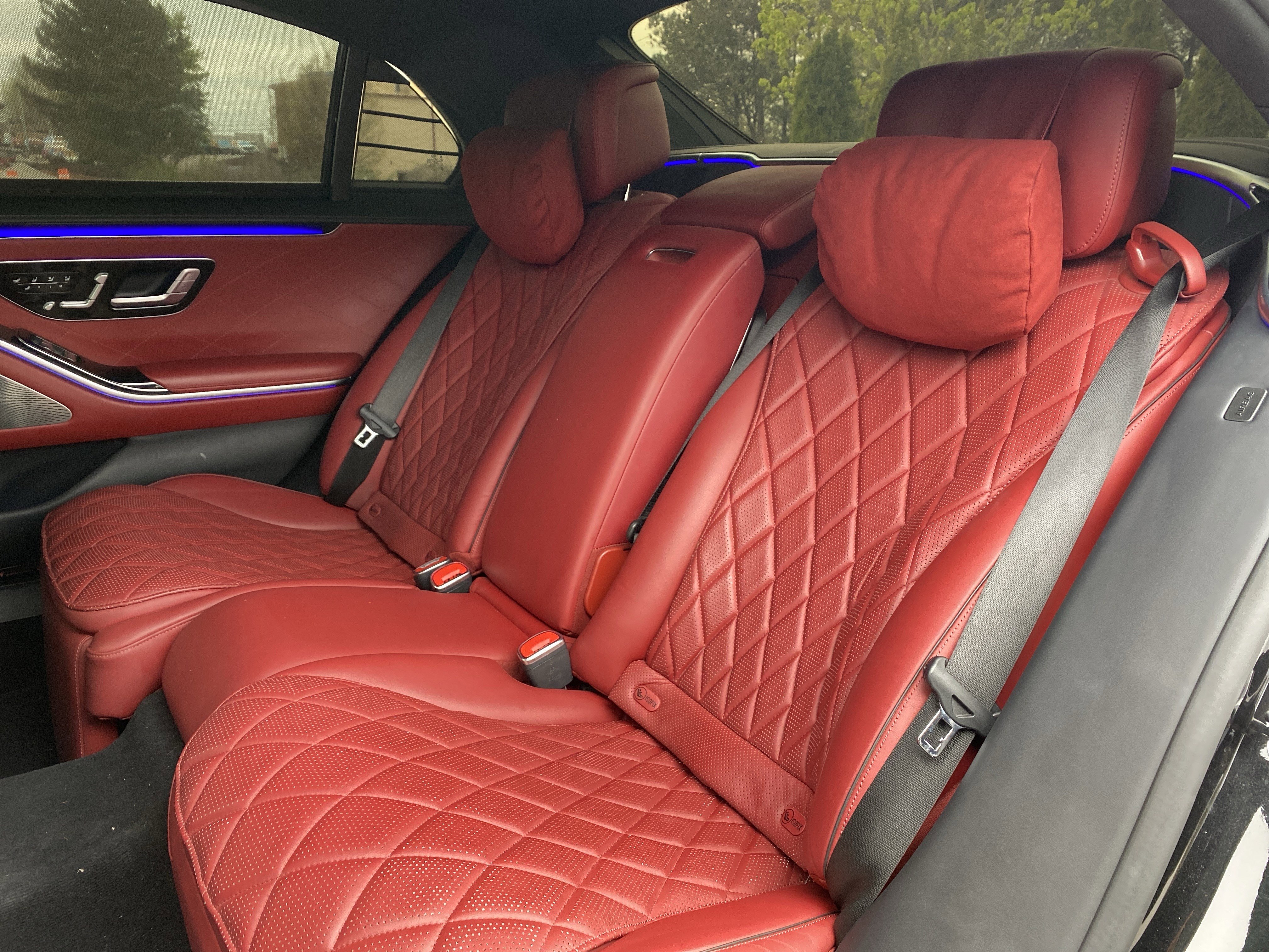 Used 2023 Mercedes-Benz S 580 4MATIC Sedan w/ 3D Technology Package image 9