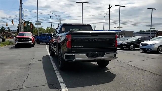 Certified 2024 Chevrolet Silverado 1500 LT image 5