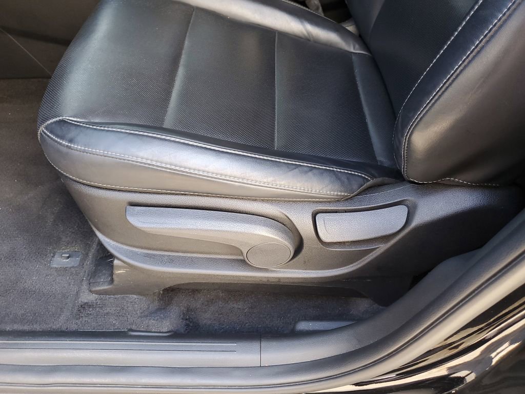 Used 2023 Kia Telluride LX image 20