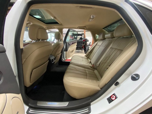 Used 2012 Hyundai Equus Signature image 15