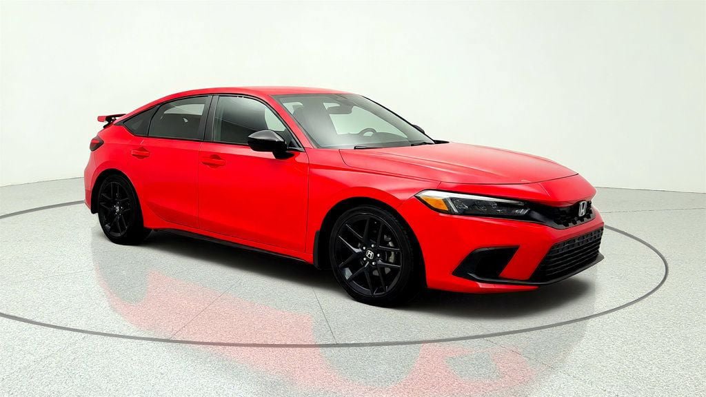 Used 2024 Honda Civic Sport image 3