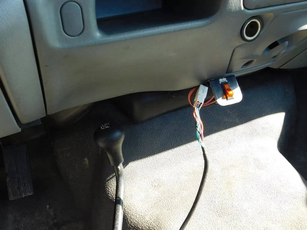 Used 2004 Ford F250 XL image 13